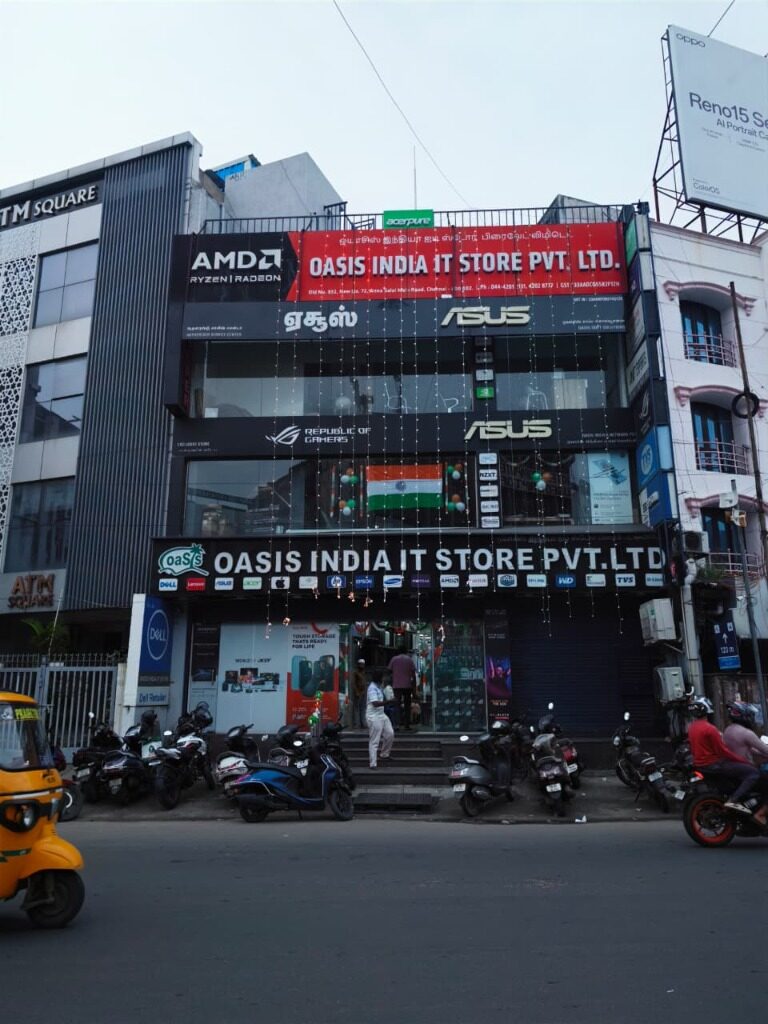 Oasis India IT Store storefront on Mount Road, Chennai